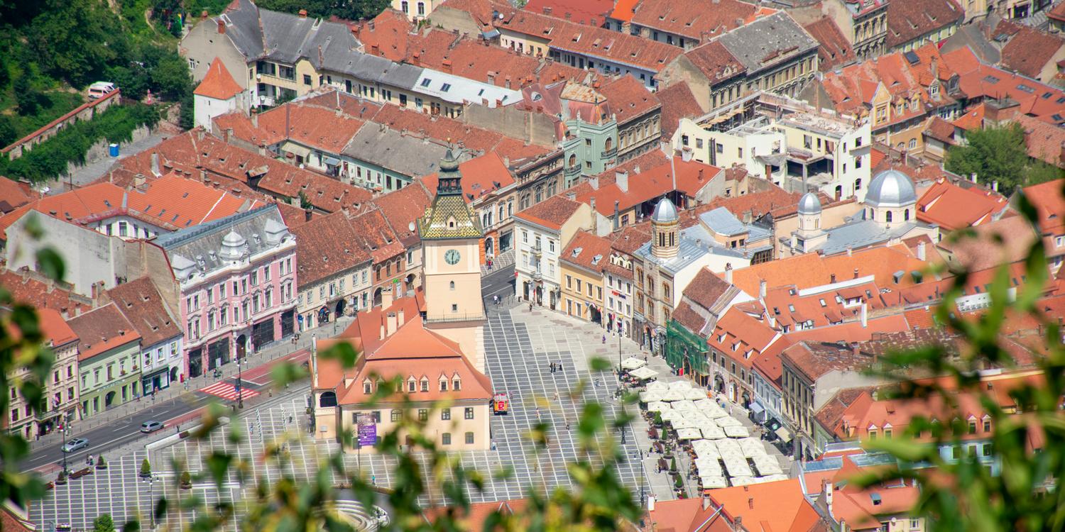 Background image of Brasov