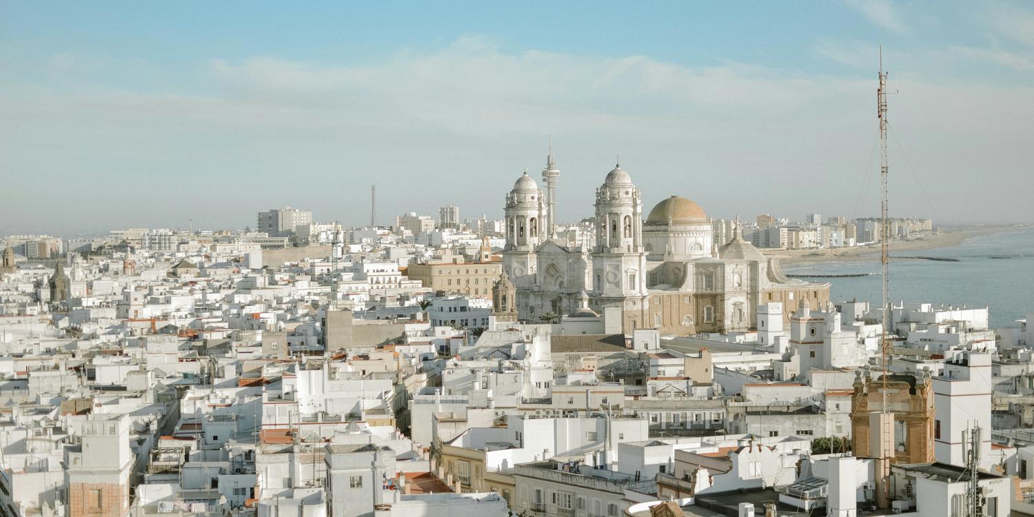 Background image of Cadiz