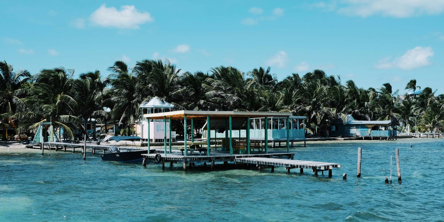 Background image of Caye Caulker